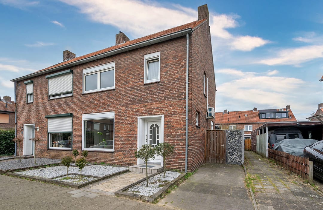 Photo 1 of Thorbeckestraat 17