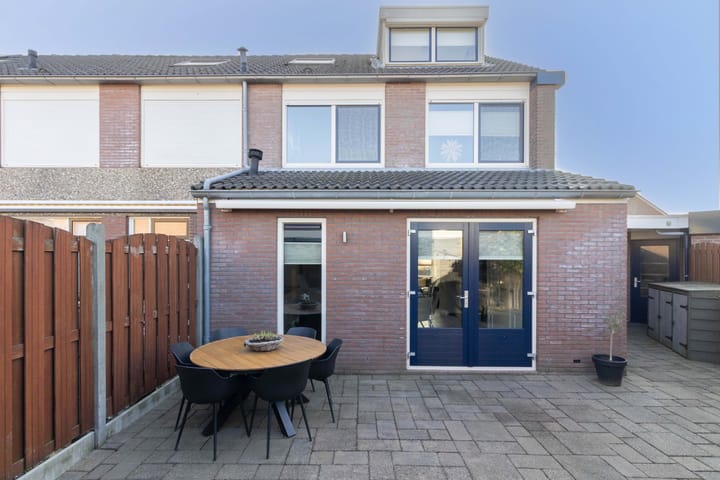 Foto 2 van Piet van Egmondstraat 8