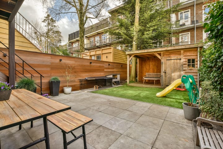 Foto 38 van Linnaeusparkweg 90-H