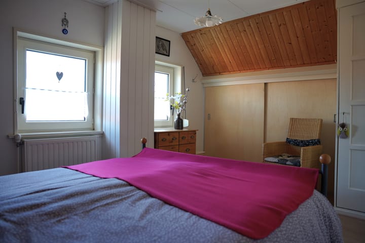 Foto 21 van Burg. Verplankeplein 5