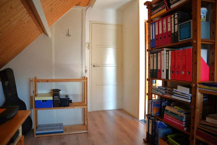 Foto 24 van Burg. Verplankeplein 5