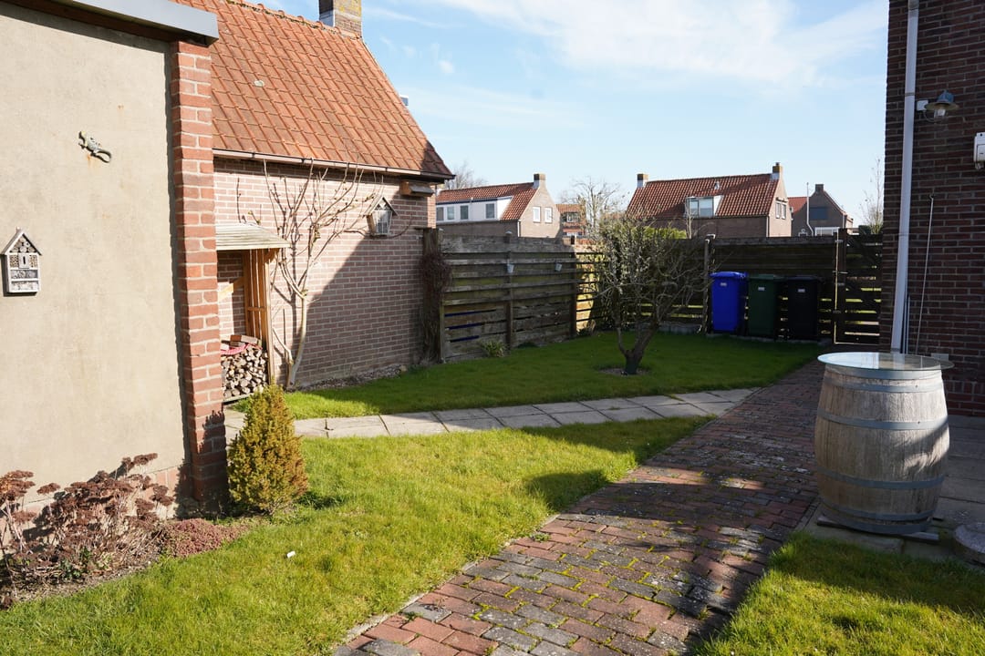 Foto 31 van Burg. Verplankeplein 5