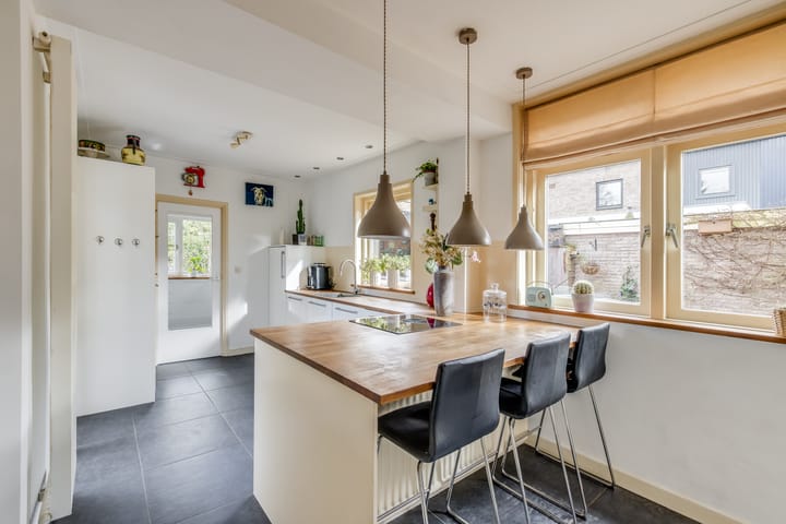 Foto 13 van Dr. Julius Röntgenlaan 5