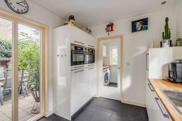 Foto 15 van Dr. Julius Röntgenlaan 5