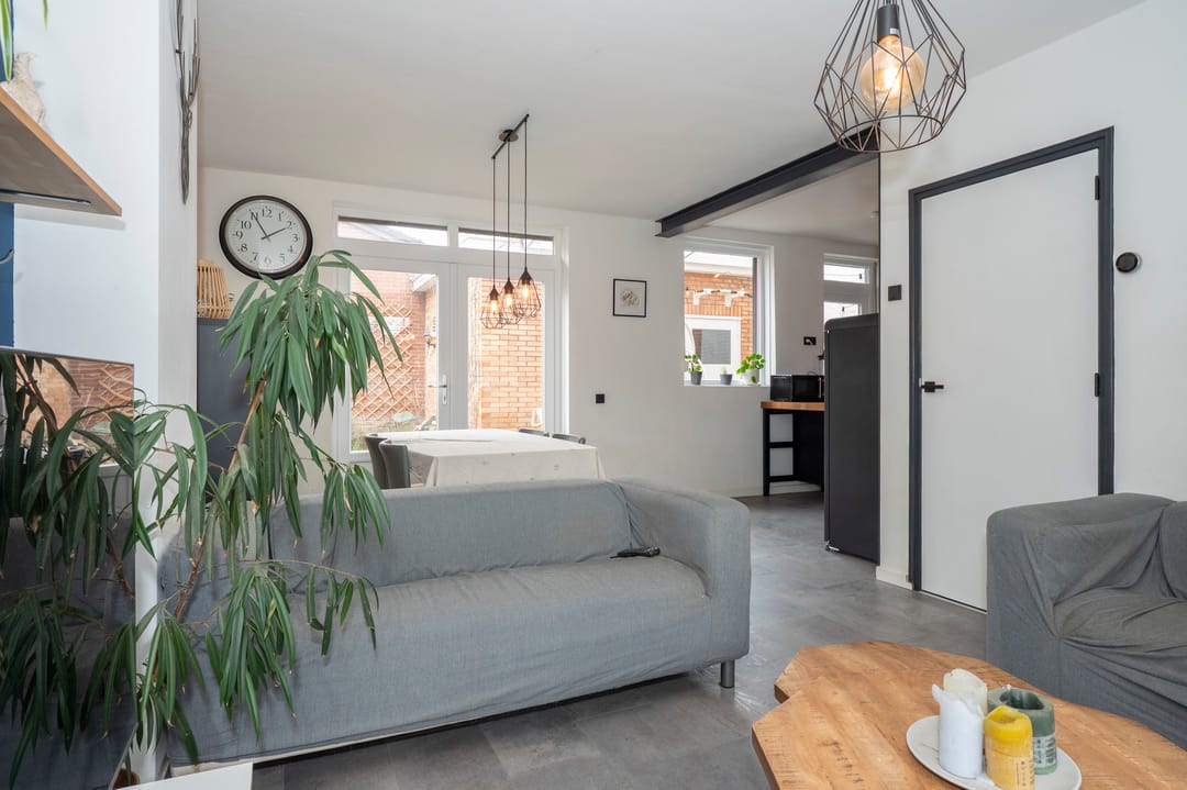 Foto 8 van Julianastraat 36