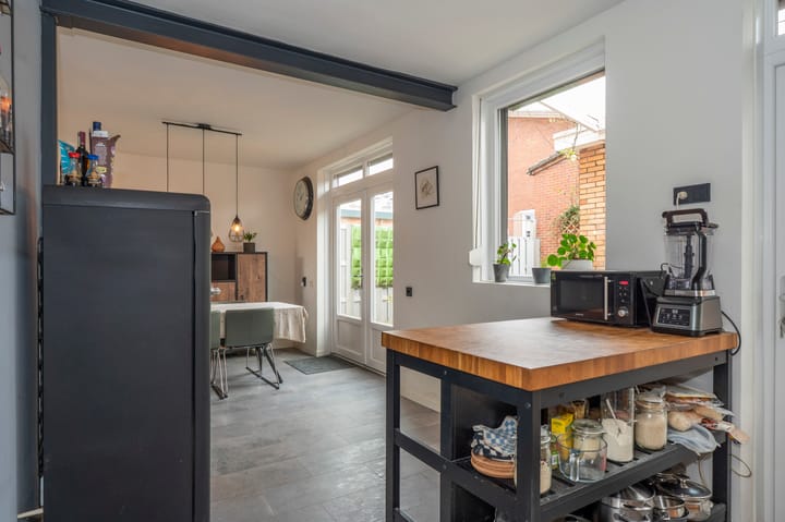 Foto 15 van Julianastraat 36