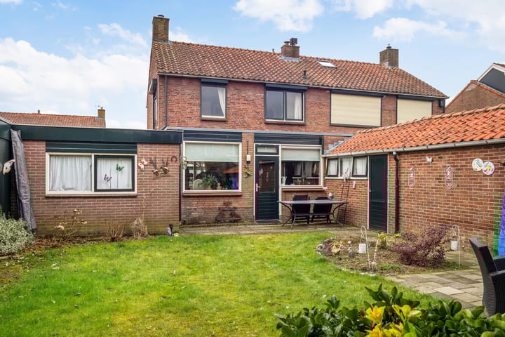 Foto 2 van Hellenkamp 7