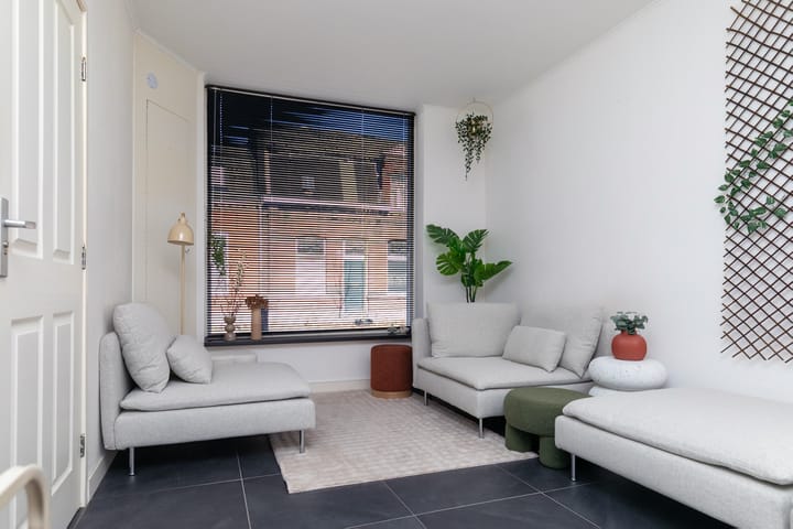 Photo 10 of Lange Nieuwstraat 118