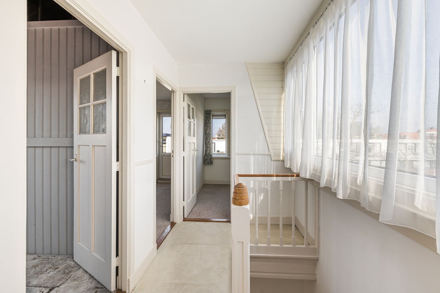 Photo 35 of Theodora Jacobalaan 26