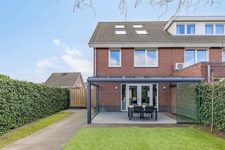 Foto 32 van Anjerhof 26