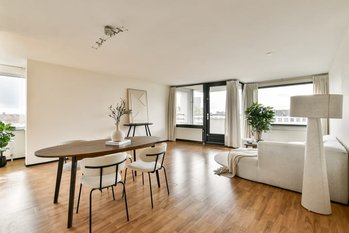 Foto 8 van C. van Eesterenlaan 350