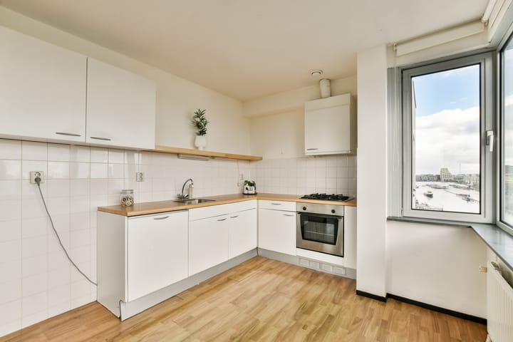 Foto 11 van C. van Eesterenlaan 350