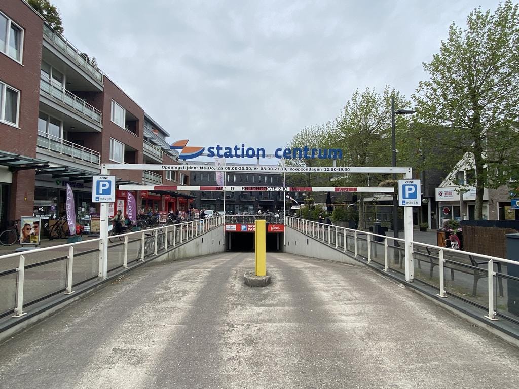 Foto 1 van Stationsplein parkeerplaats A67