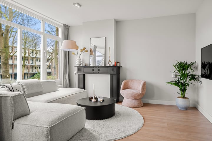 Foto 1 van Juliana van Stolberglaan 23