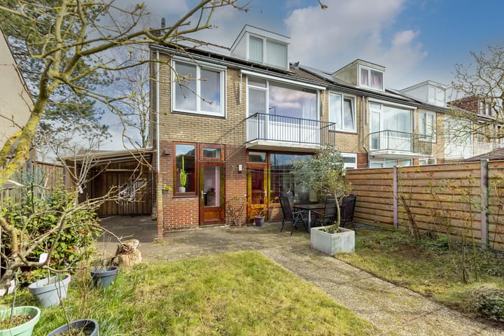 Foto 3 van Comeniushof 130