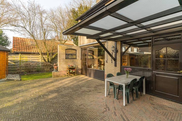 Foto 42 van Martensweg 65