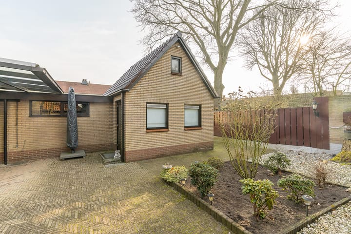 Foto 44 van Martensweg 65