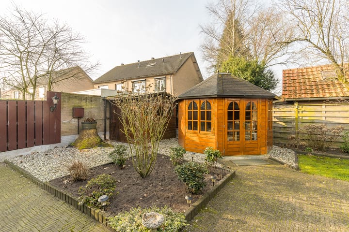 Foto 47 van Martensweg 65