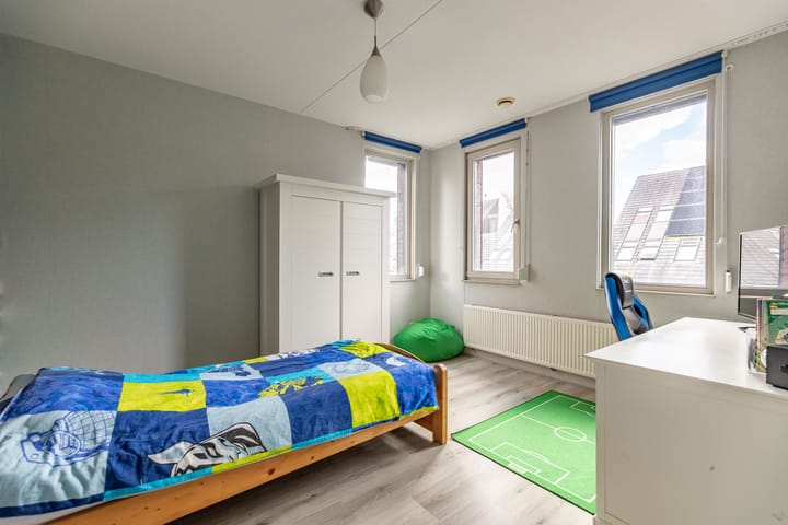 Photo 22 of Burgemeester de Regtstraat 34