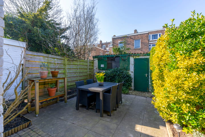 Foto 18 van Van Egmondkade 46