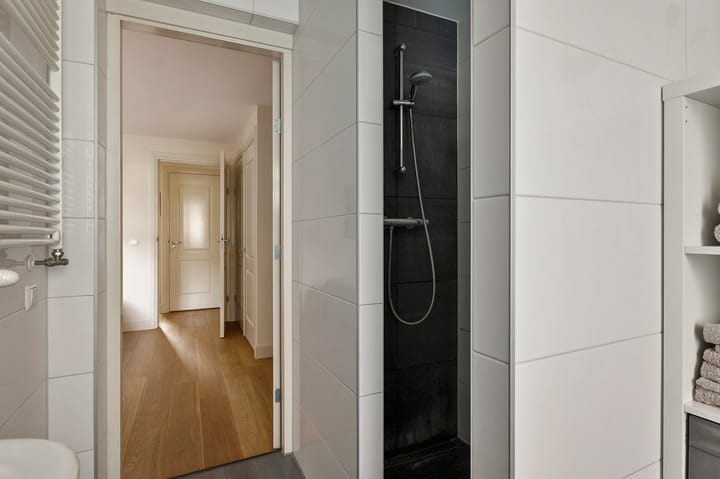 Foto 18 van Hugo de Grootkade 32-1