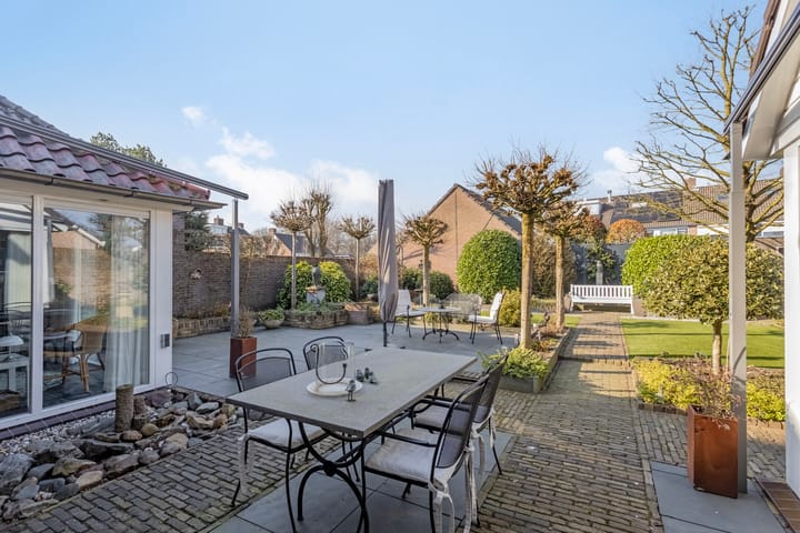 Foto 29 van Strausslaan 5