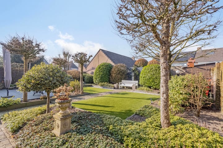 Foto 31 van Strausslaan 5