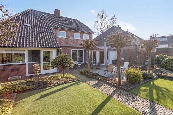 Foto 33 van Strausslaan 5