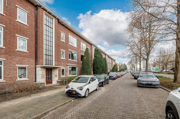 Photo 32 of Prins Bernhardlaan 97