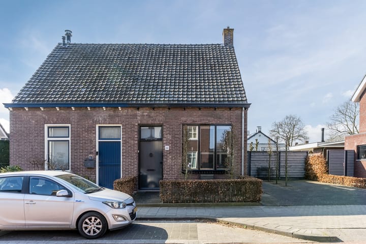 Foto 1 van Rapportstraat 35