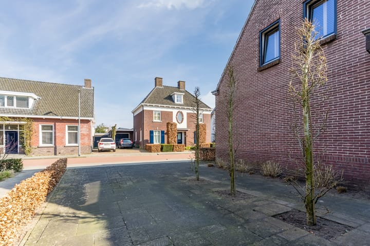 Foto 44 van Rapportstraat 35