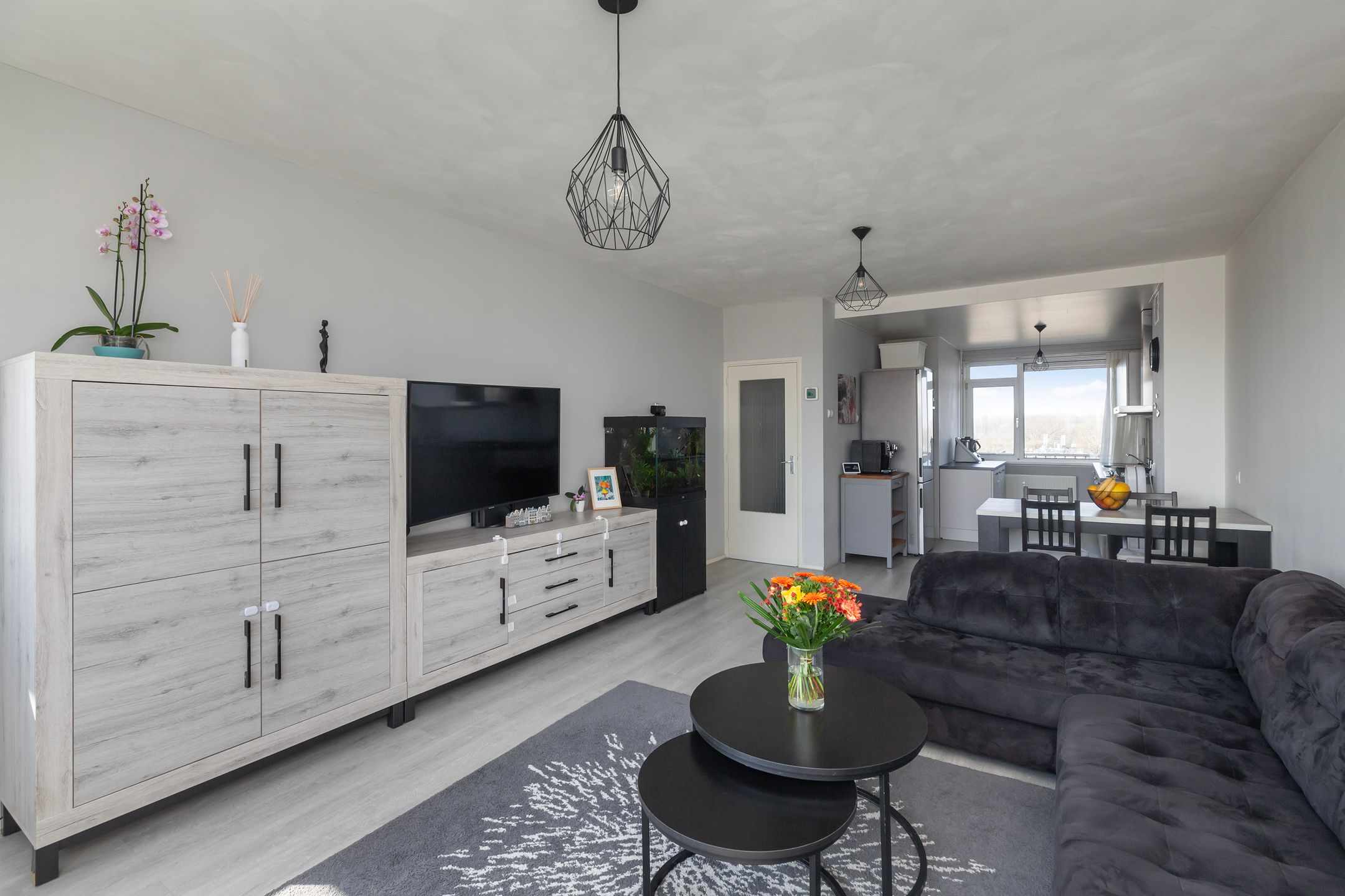 Photo 12 of Coornhertstraat 105