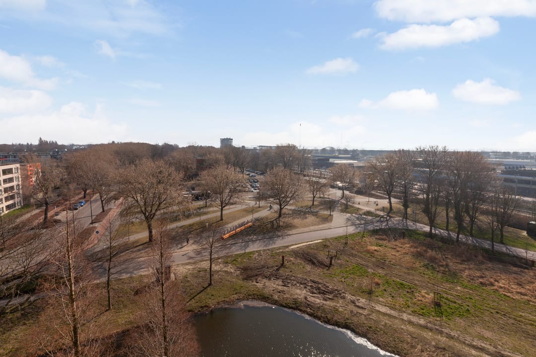 Photo 16 of Coornhertstraat 105