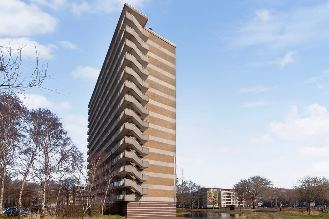 Photo 31 of Coornhertstraat 105