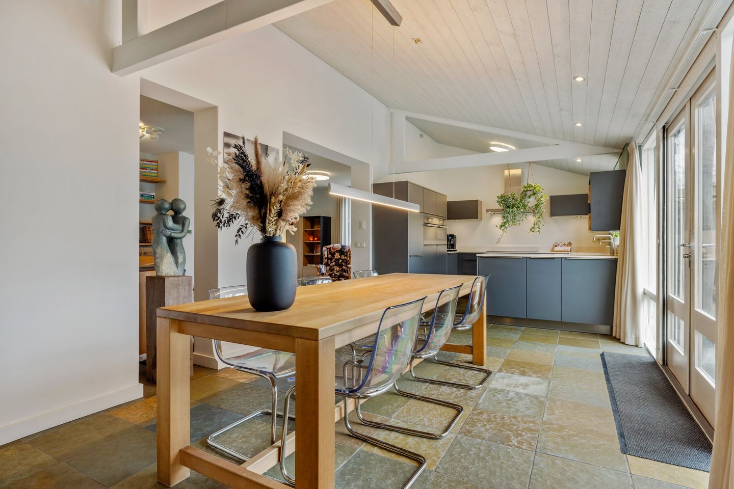 Foto 14 van Loverensestraat 14