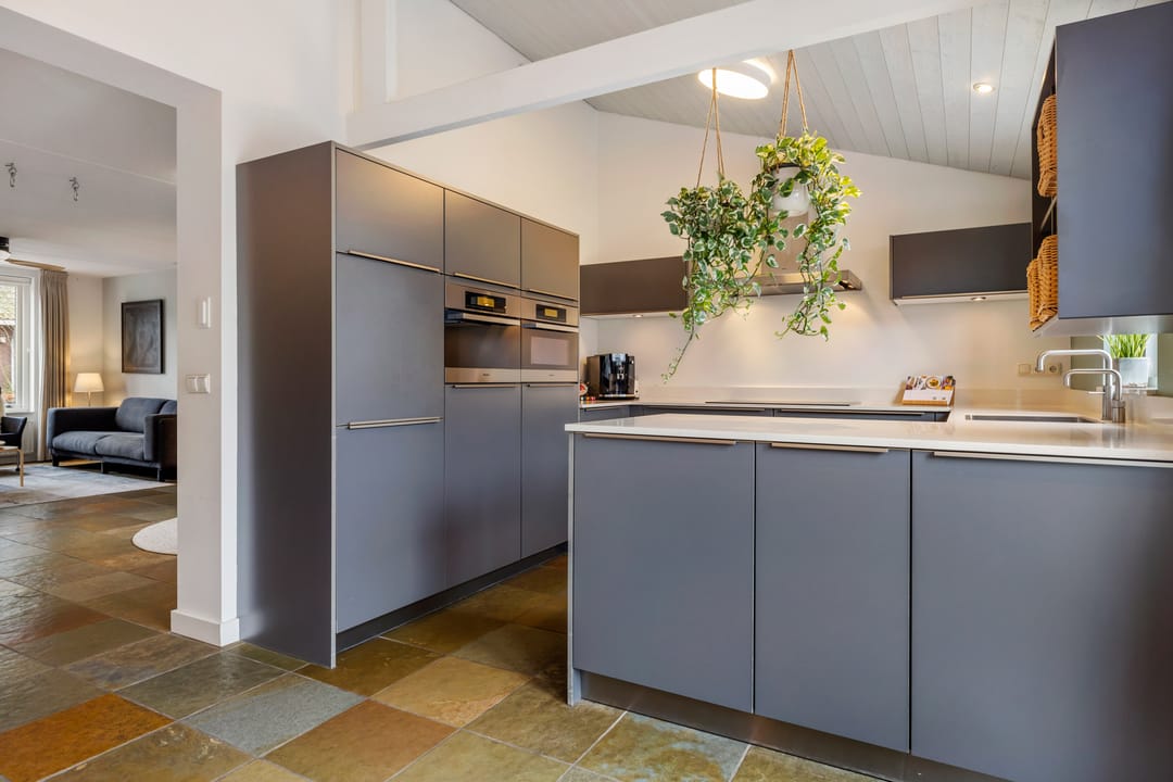 Foto 16 van Loverensestraat 14