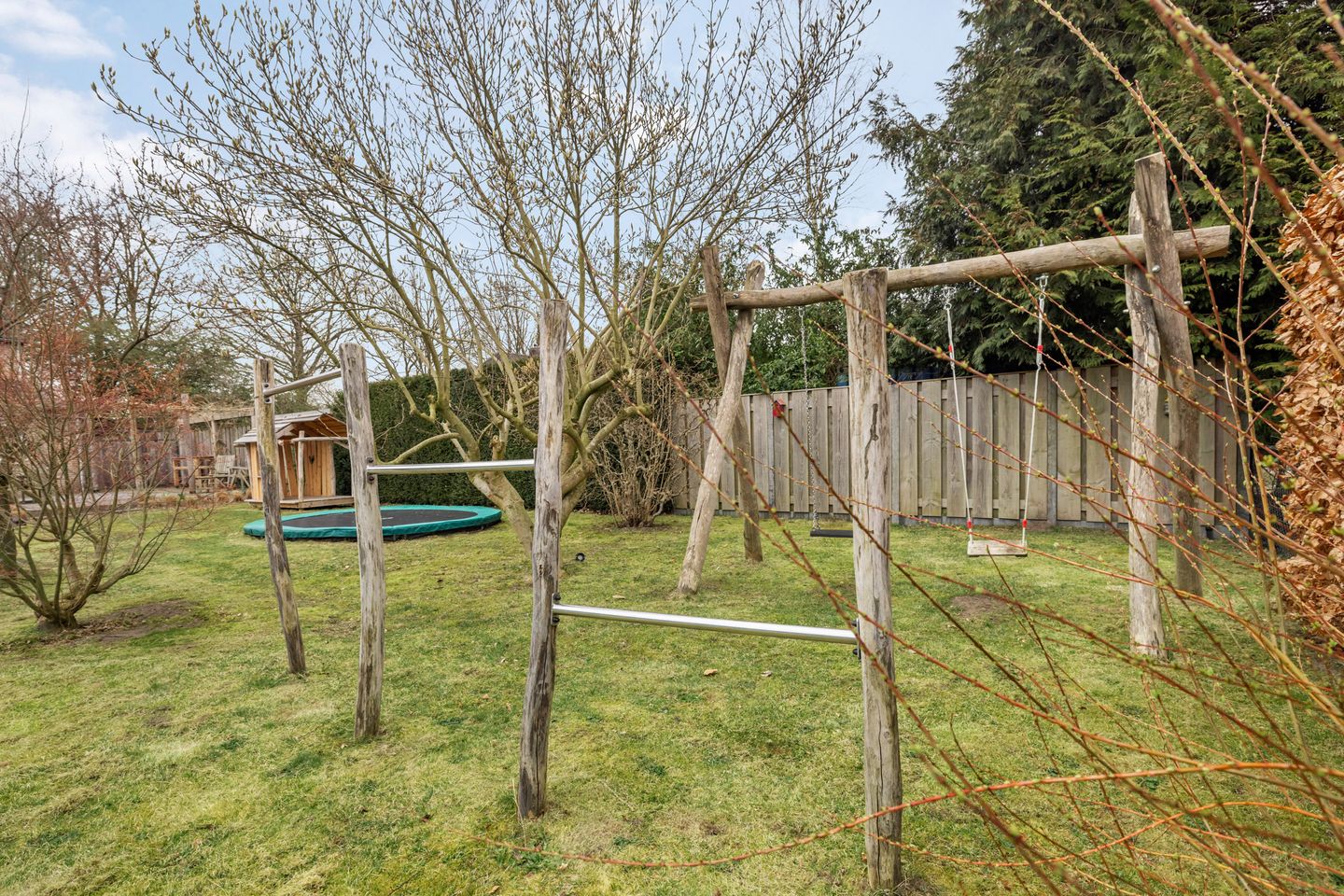 Foto 44 van Loverensestraat 14