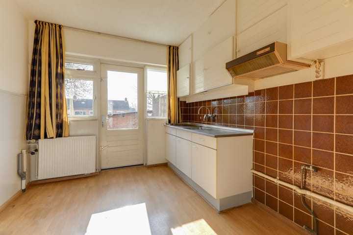 Foto 15 van Willem van den Berghstraat 14