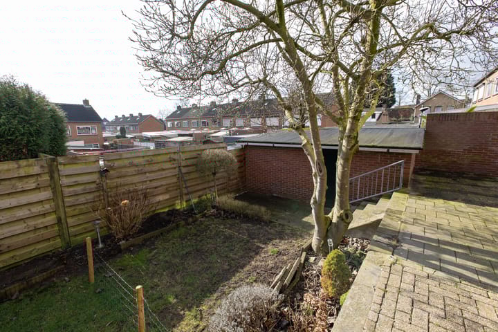 Foto 36 van Willem van den Berghstraat 14