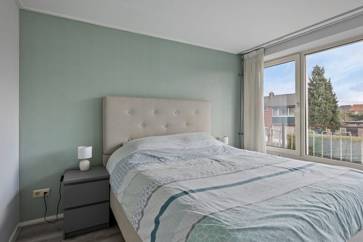 Foto 22 van Herman ten Catestraat 12