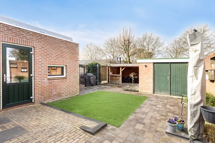 Foto 32 van Herman ten Catestraat 12