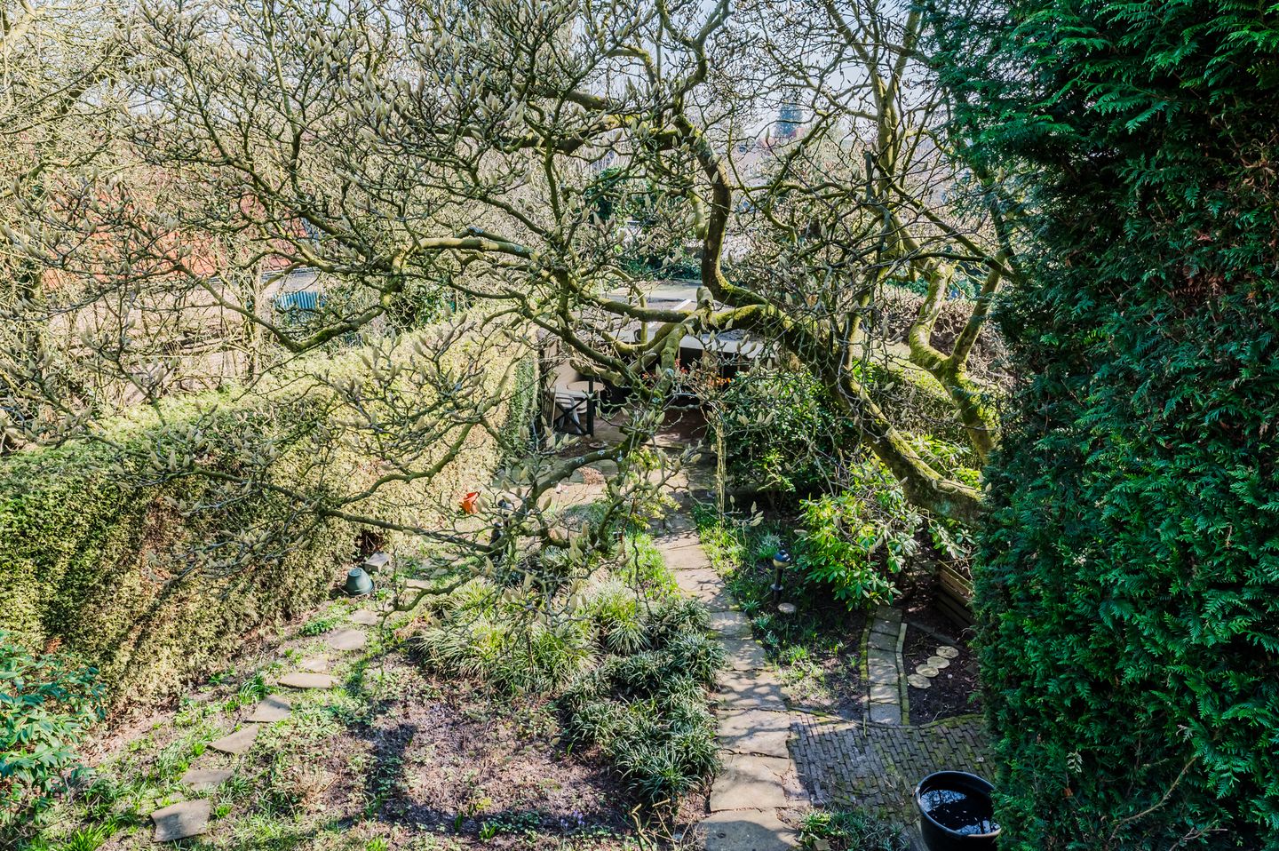 Foto 20 van Burg. Canterslaan 17