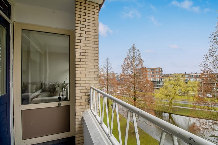 Foto 12 van Burgemeester Van Haarenlaan 1332