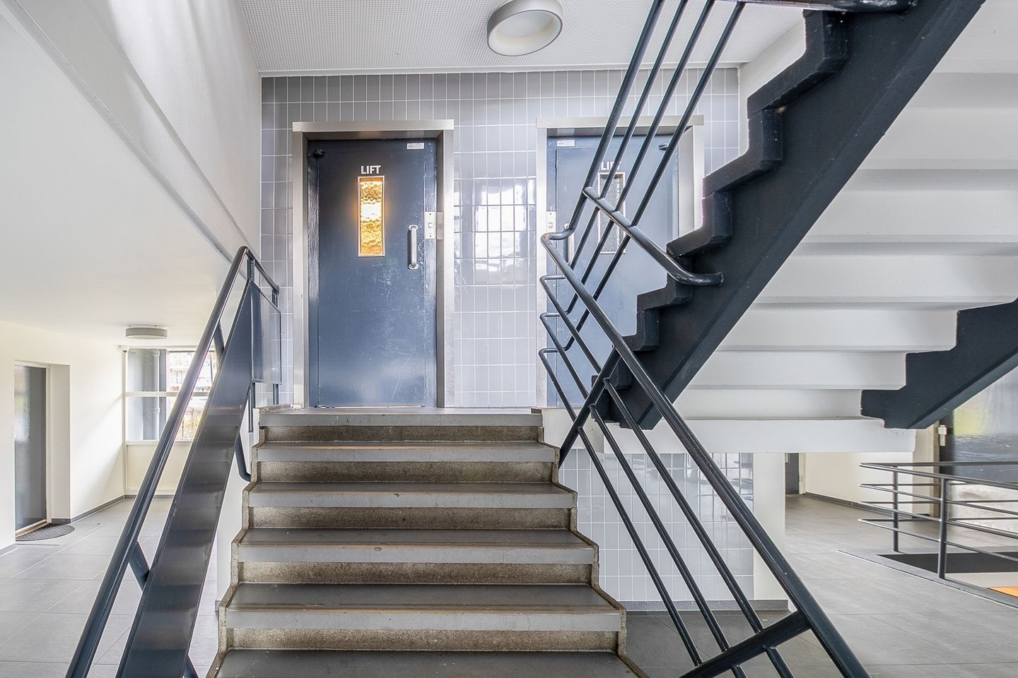 Foto 25 van Burgemeester Van Haarenlaan 1332