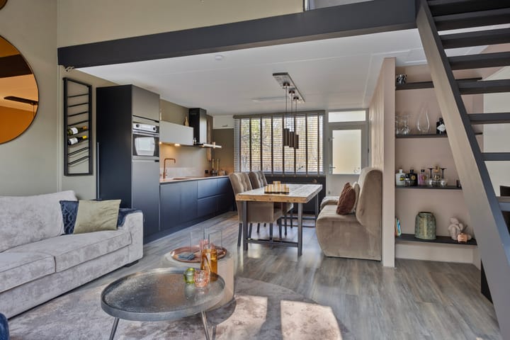 Foto 11 van Bijsselseweg 11-16