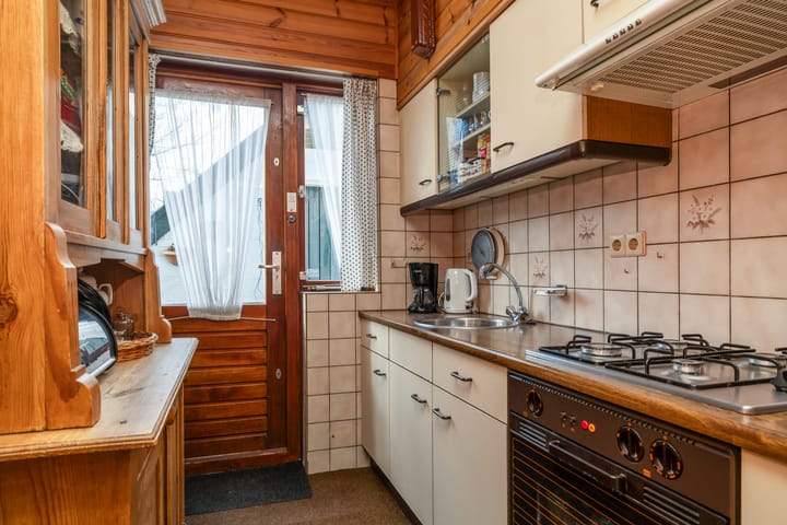 Foto 8 van Van Campenstraat 25