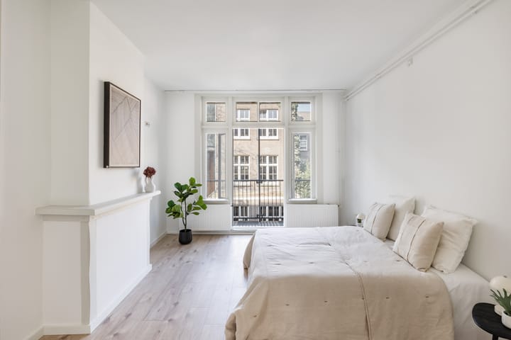 Photo 14 of Frederik Hendrikstraat 96-2