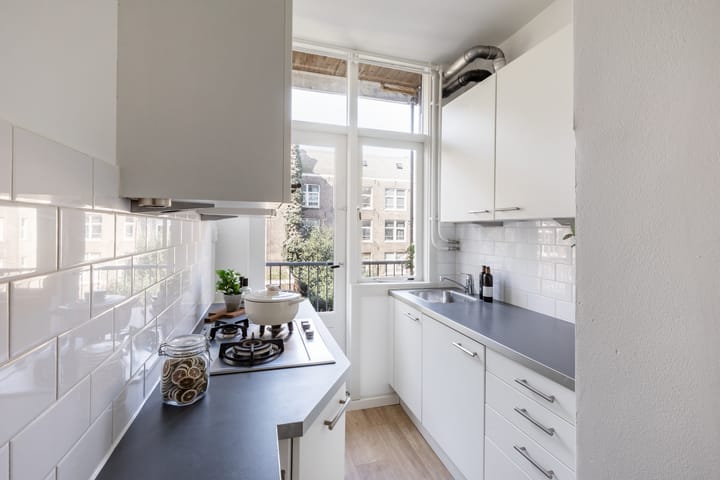 Photo 21 of Frederik Hendrikstraat 96-2