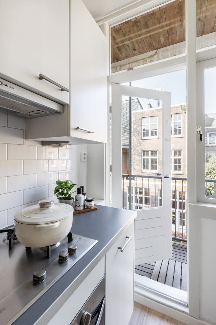 Photo 22 of Frederik Hendrikstraat 96-2