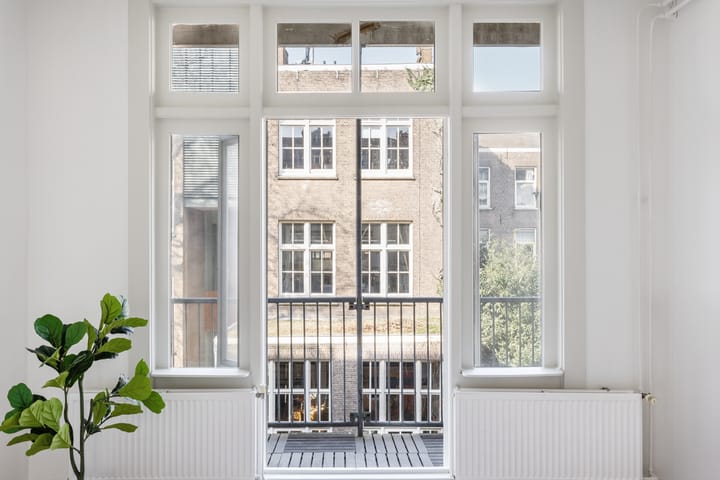 Photo 15 of Frederik Hendrikstraat 96-2